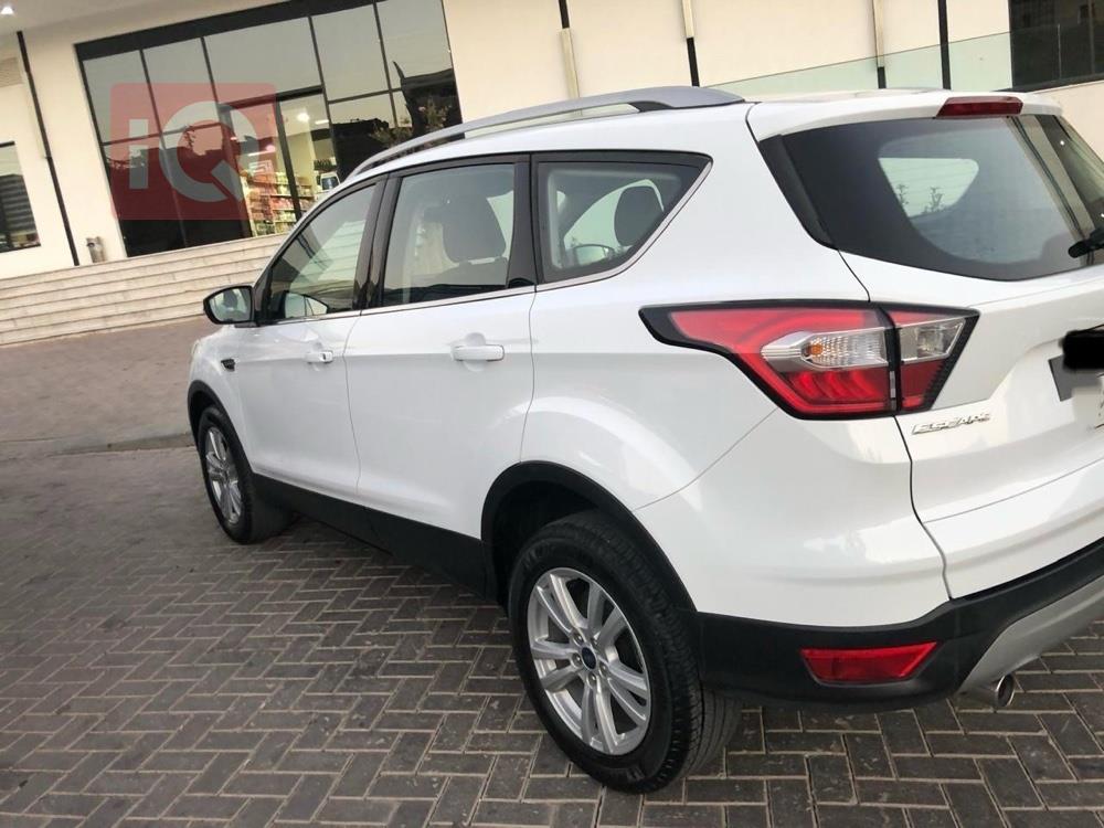 فۆرد ئێسکەیپ